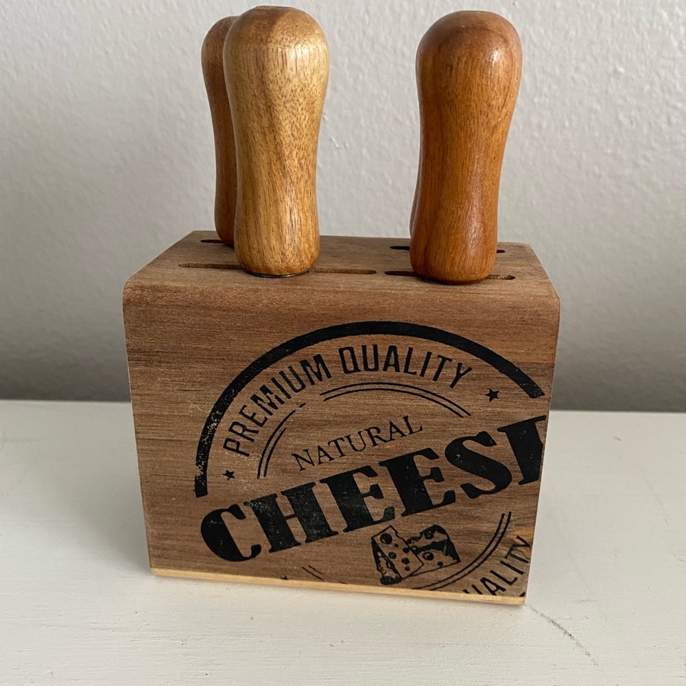 Brandani Cheese Knife Set 4 knives and wood block